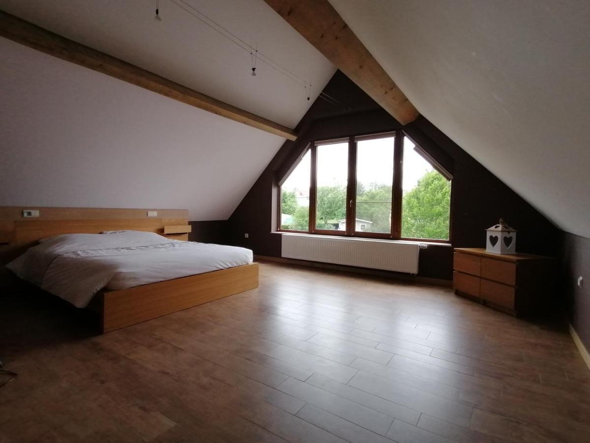 L'Atelier D'Arthur - Gite Chaleureux Avec Jacuzzi. Tenneville ภายนอก รูปภาพ